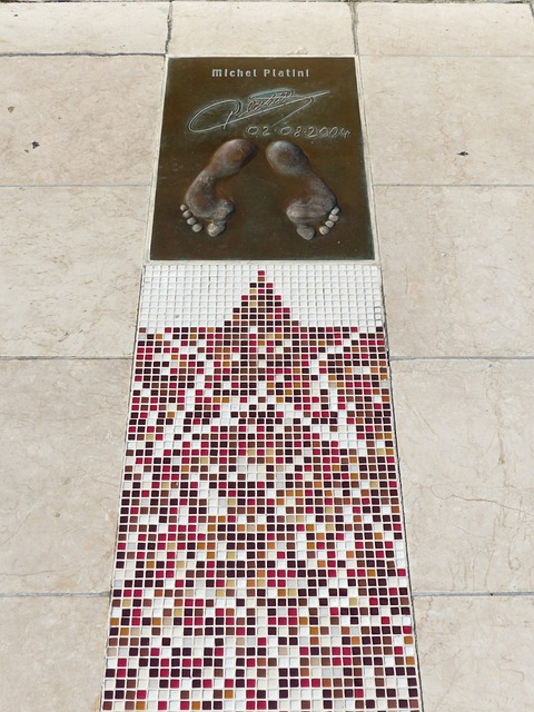 球战胜澳门 球战胜澳门